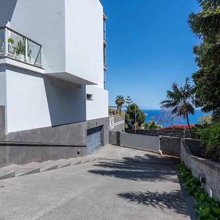 Plenus Horizon K8 By Lovelystay Funchal (Madeira)